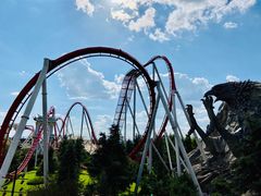 -七彩云南欢乐世界