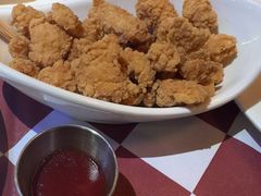 -鲨鱼美式餐厅酒吧Sharky