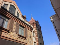 -鲁邦国际风情街(麦世达韩国精品百货店)