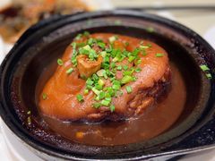 红焖猪蹄-好兄弟郭巨海鲜(天一阁店)