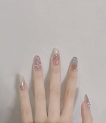 -桃色美甲沙龙
