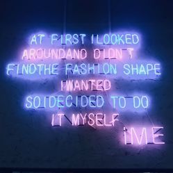 -SALON V