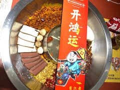 -谭鸭血老火锅(龙湖宝山天街店)