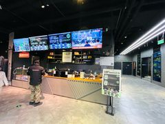 前台-镭战大联盟真人CS·生日派对·亲子·团建(长风中心店)