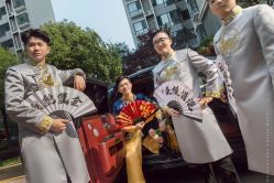 -童画全球婚纱艺术馆