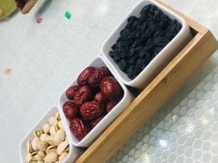 -巴扎美食·新疆菜·西域歌舞表演餐厅(新疆大厦店)