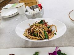 -悦哉·派对·草坪婚礼·围炉煮茶(三圣乡店)