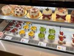 -花花卷卷·鲜食蛋糕(静安久光百货店)