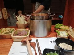 -独食火锅·半米屋台(直营总店)