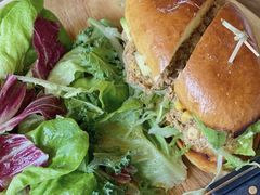-Common Table · Brunch & Coffee