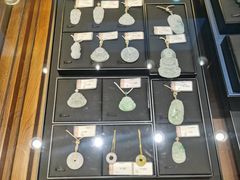 -品真阁华夏典当行(四通桥店)