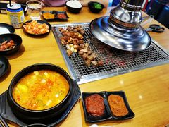 -肉甲韩国木炭烤肉(新壹街1店)