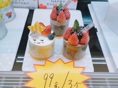-花花卷卷·鲜食蛋糕(静安久光百货店)