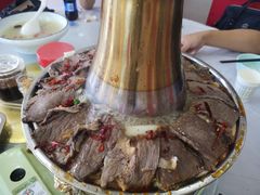 土火锅-撒拉人家.酸菜牦牛肉火锅