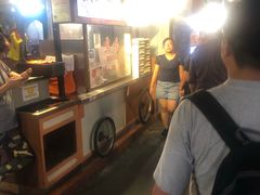 -牛车水美食街