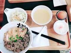 -熊吞·大碗丼烧肉饭(济宁万达广场店)