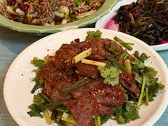 乱刀牛肉-庶民居中餐馆(花土店)