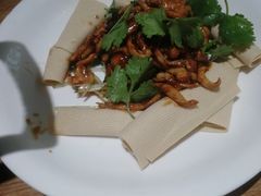 京酱肉丝-上关雪東北菜(中房金谊店)