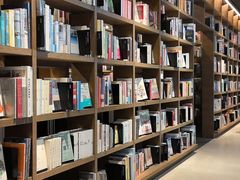-茑屋书店(天目里店)