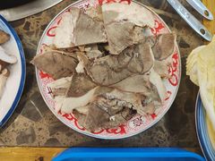 -乳仔牛牦牛汤锅 烤羊排(松潘古城店)