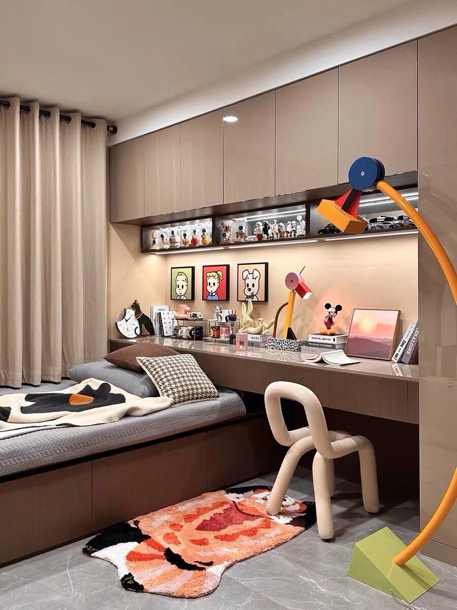 🙆🏻‍♂️青春期男孩子的卧室比起幼儿期的卧室注重的是实用