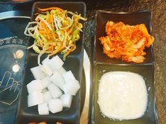 -烤路里·韩国品质自助烤肉(石路天虹4号店)
