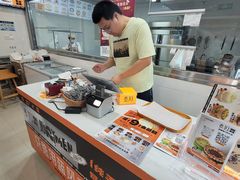 -卷们·现制生日蛋糕·蓝风车动物奶油(金源店)