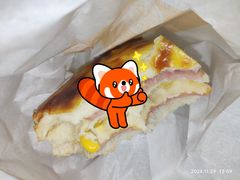 -壹佰芬港式烘焙食尚(华远村小区店)