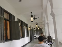 -星巴克臻选(广州沙面店)