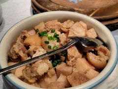 香芋蒸蹄花-坛宗剁椒鱼头(河西王府井店)