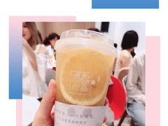 霸气橙子-奈雪的茶(湖滨银泰in77C区PRO店)