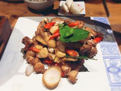 柠檬鸡-云海肴·汽锅鸡·云南菜(天津国金汇店)