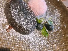 熔岩巧克力配冰淇淋-IL Forno 意坊·意大利餐厅(温州万象城店)