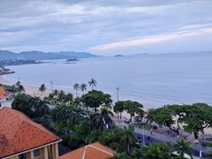 -芽庄日出海滩水疗酒店