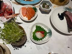 -雍容荟帝王蟹活龙虾展台自助(IFS黑金店)