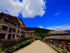 -硗碛藏寨·神木垒景区