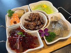 前菜五拼盘-RIVIERA 松鹤楼(外滩店)