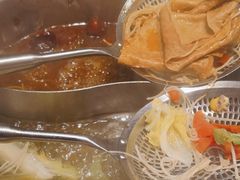 -犇鼎牛潮汕牛肉火锅(新辰里学清路店)