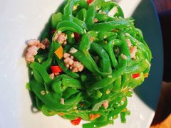 -聚鑫朋酸菜肥肠(文艺路口店)