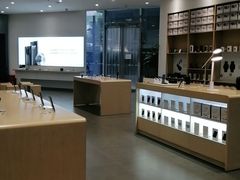 -华为授权体验店(中山公园来福士)