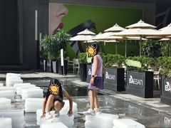 -中航城君尚购物中心