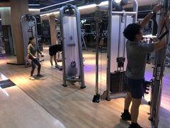 -威克健身游泳(万菱汇店)