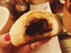 酥皮焗叉烧包-添好运点心专门店(深水埗店)