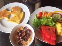 -Baan Ploy Samed Restaurant ร้านอาหารบ้านพลอยเสม็ด