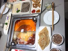 -海底捞火锅(关山保利店)