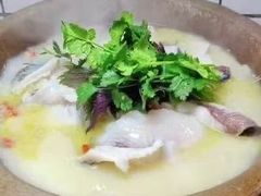 -九门寨石锅鱼烤鱼