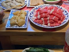 东镇肥牛-东镇老火锅(长春路首店)