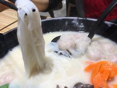 -渔米丰·广府鱼汤米线(光明广场店)