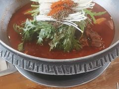 -喇喇排骨火锅·传统韩式脊骨汤(望京西园总店)