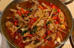 Chongqing Fresh Chili Chicken Feet